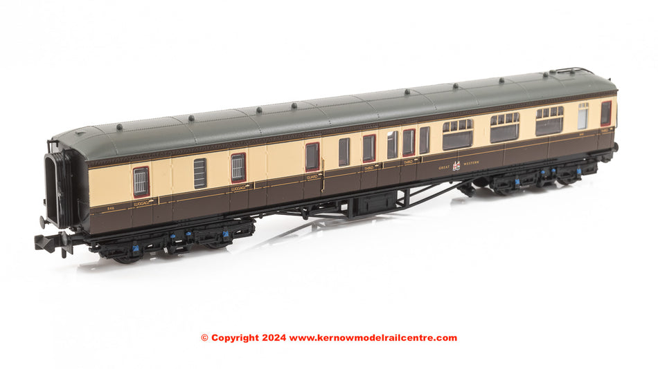 374-511B Graham Farish GWR Hawksworth Brake Third Corridor