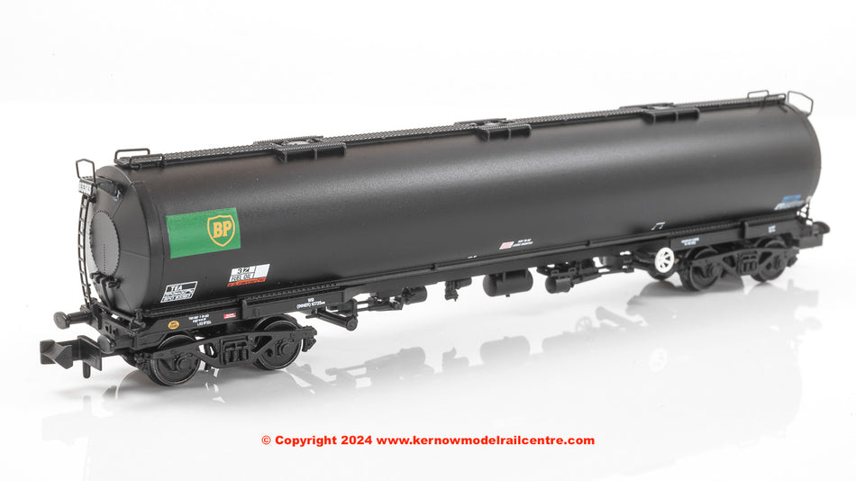 373-566 Graham Farish BR 102T TEA Bogie Tank Wagon 'BP' Black