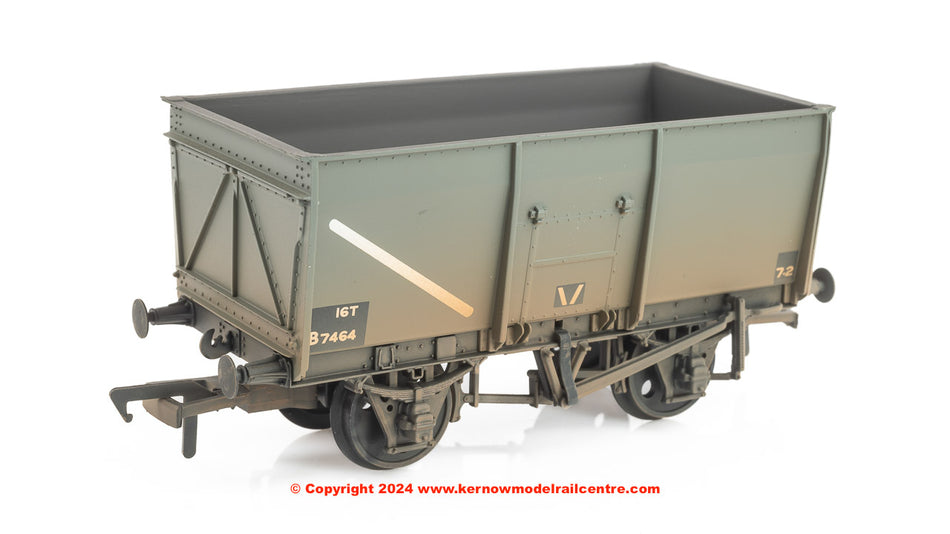 37-450D Bachmann 16T Steel Slope-Sided Mineral Wagon