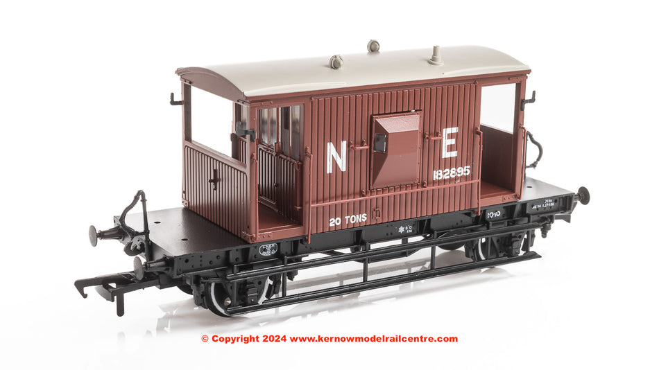 37-529C Bachmann LNER 20T Brake Van LNER Bauxite