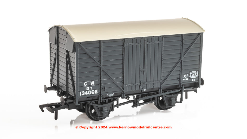 37-730D Bachmann GWR 12T Ventilated Van GWR Grey