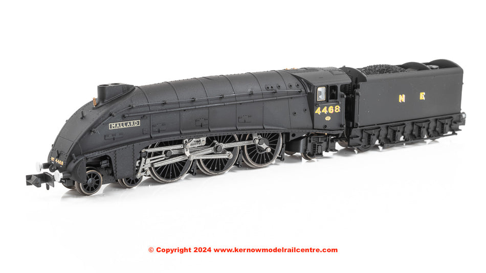 2S-008-020D Dapol A4 Mallard 4468 NE Wartime Black DCC Fitted