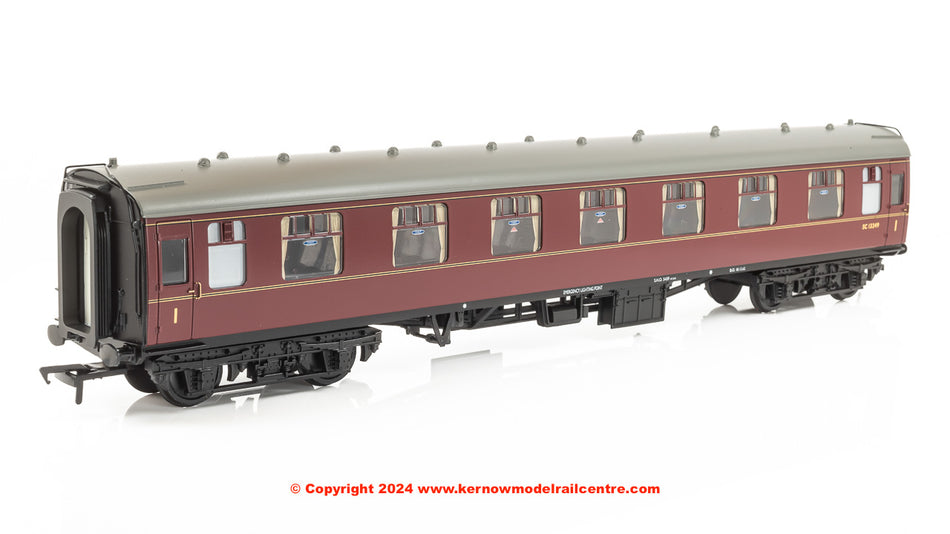 39-151G Bachmann BR Mk1 FK First Corridor BR Maroon