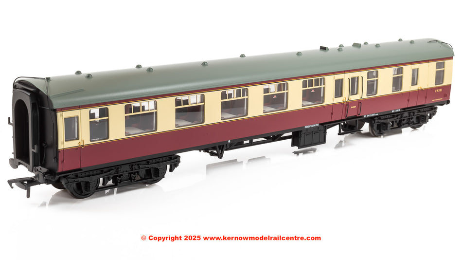 39-800 Bachmann BR MK1 BSO Brake Second Open BR Crimson & Cream