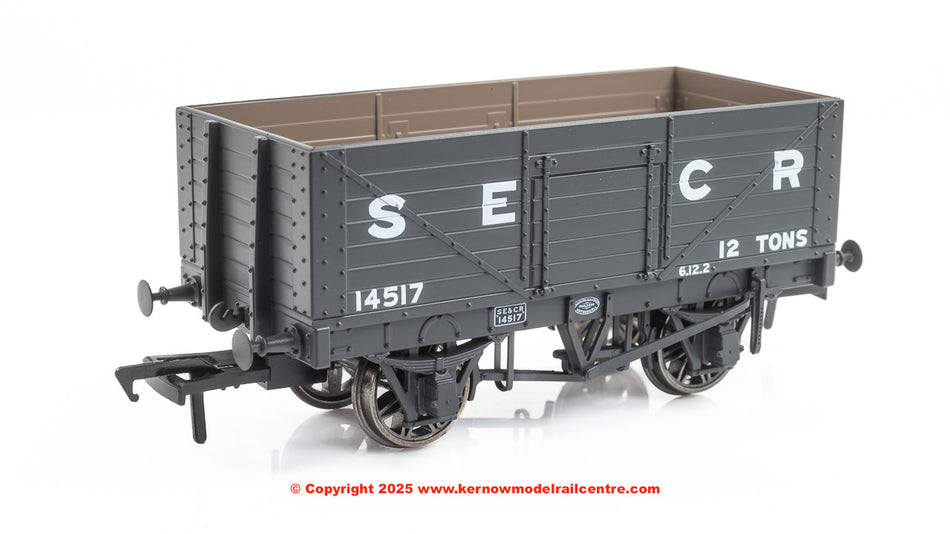967404 Rapido SECR D1357 7 Plank Wagon SECR (Late) No.14517