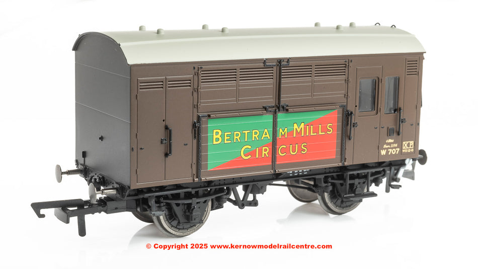 R60278 Hornby GWR Horse Box number 707 - BR Brown Bertram Mills