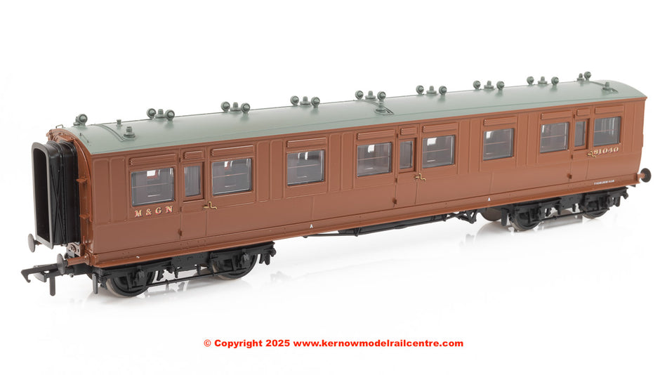 39-871A Bachmann LNWR 50ft Arc Roof Third Corridor M&GN Brown