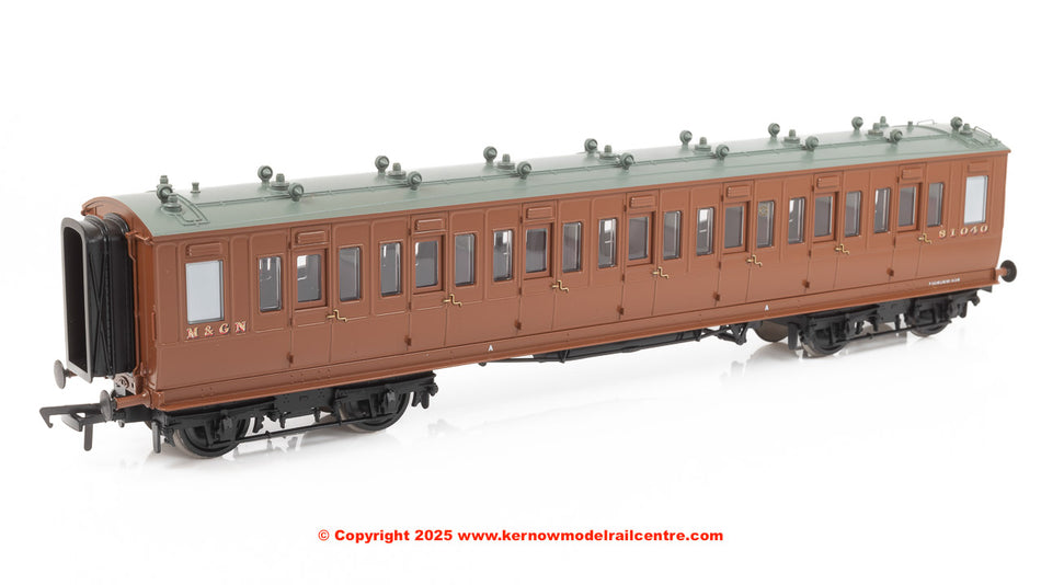 39-871A Bachmann LNWR 50ft Arc Roof Third Corridor M&GN Brown