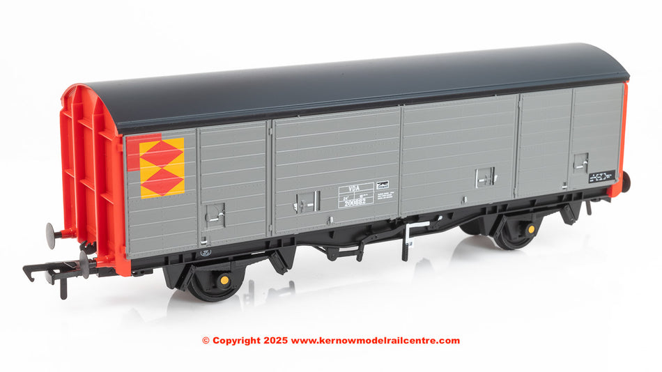 38-147A Bachmann BR VDA Van BR Railfreight Distribution Sector