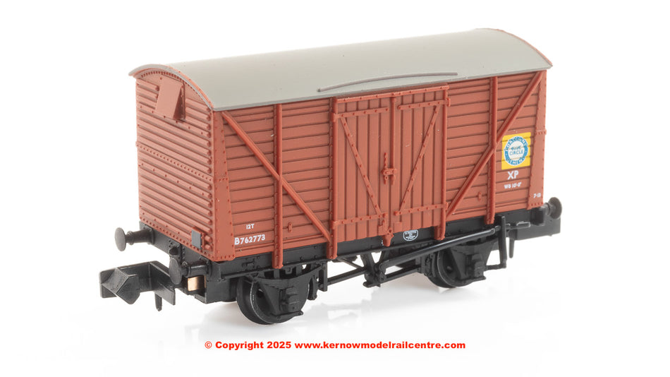 373-705 Graham Farish BR 12T Vent. Van Planked Sides BR Bauxite