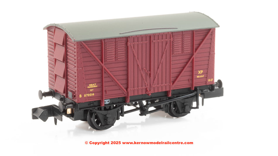 373-740B Graham Farish BR 10T Meat Van B870014 - BR Crimson