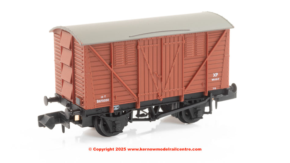 373-741B Graham Farish BR 10T Meat Van BR Bauxite (Early)