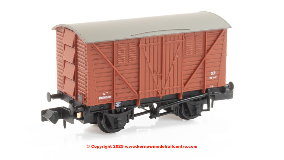 373-741B Graham Farish BR 10T Meat Van BR Bauxite (Early)