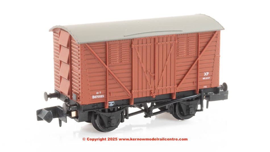 373-741C Graham Farish BR 10T Meat Van BR Bauxite (Early)