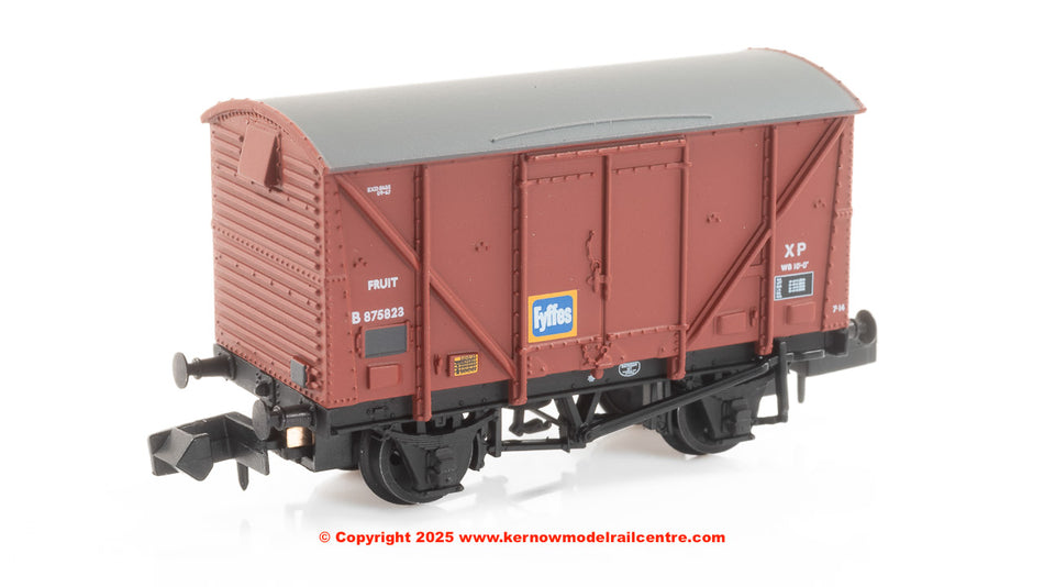377-626B Graham Farish BR 12T Plywood Fruit Van BR Bauxite
