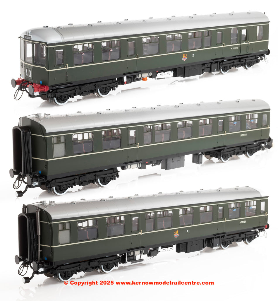 1450 Heljan Class 104 3 Car DMU Set in BR early Green livery