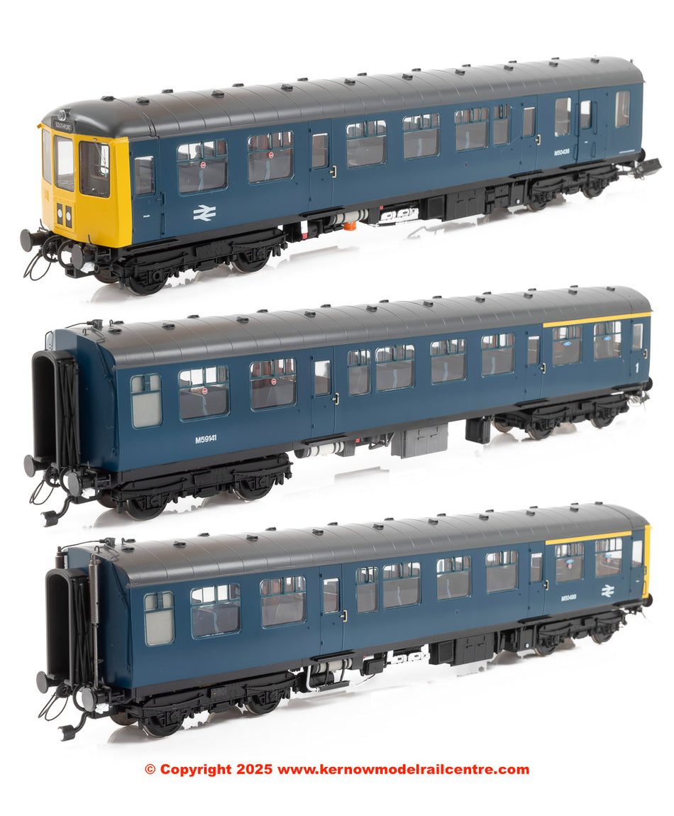 1453 Heljan Class 104 3 Car DMU Set in BR Blue livery
