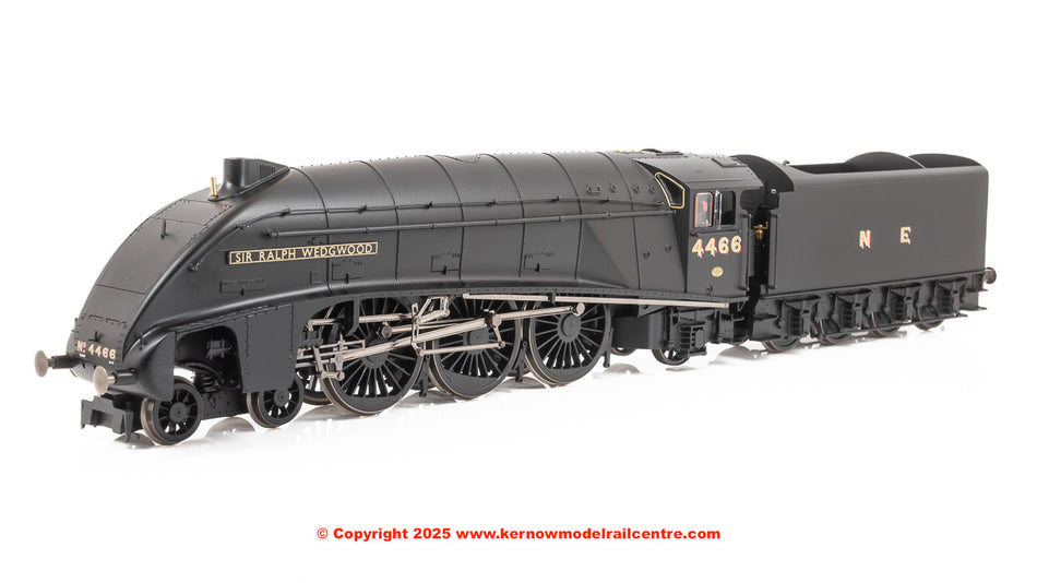 R30452 Hornby LNER Class A4 4-6-2 4466 Sir Ralph Wedgwood