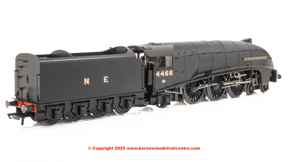R30452 Hornby LNER Class A4 4-6-2 4466 Sir Ralph Wedgwood