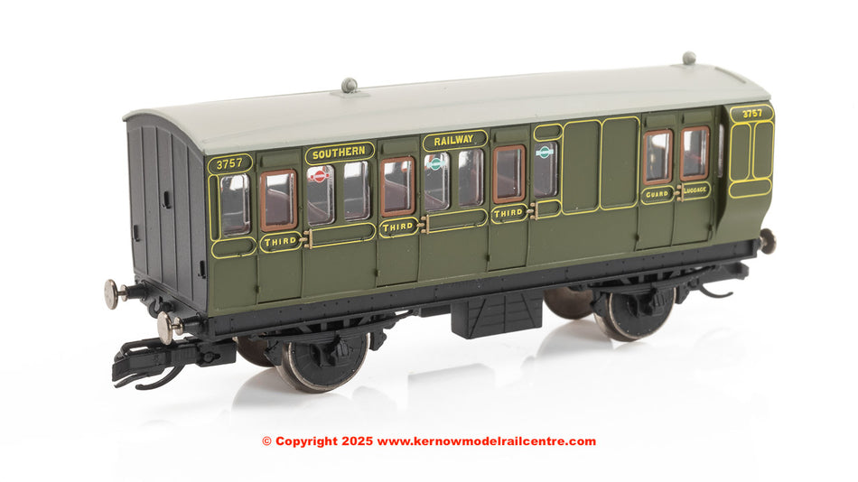 TT4053 Hornby SR 4 Wheel Coach 3rd Class Brake