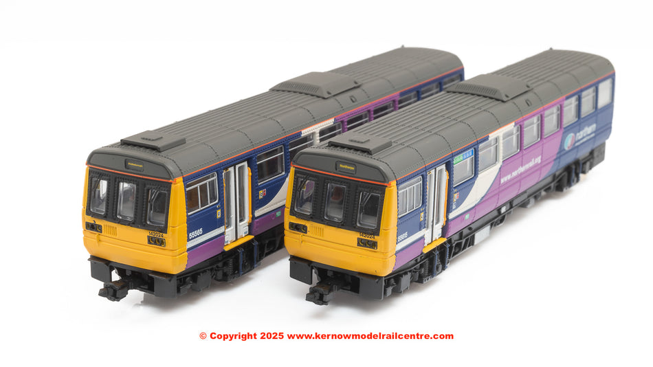 2D-142-006 Dapol Class 142 2 Car Pacer DMU - 142 024