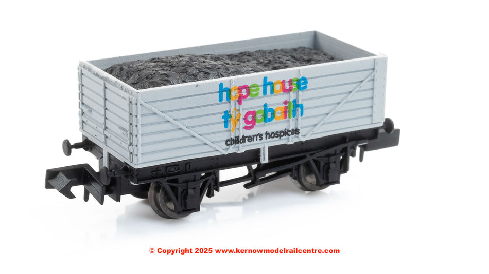 2F-071-116 Dapol 7 Plank Hope House Charity Wagon