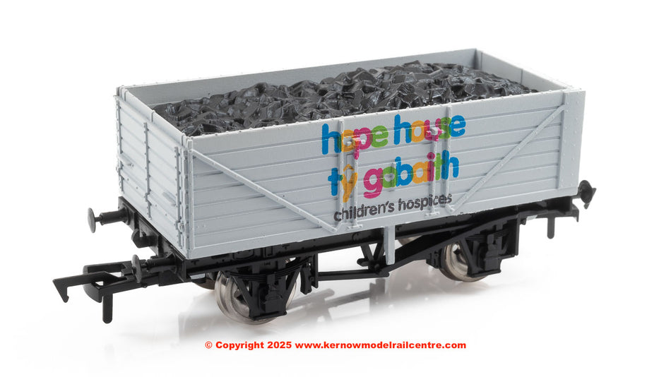 4F-071-190 Dapol 7 Plank Hope House Charity Wagon