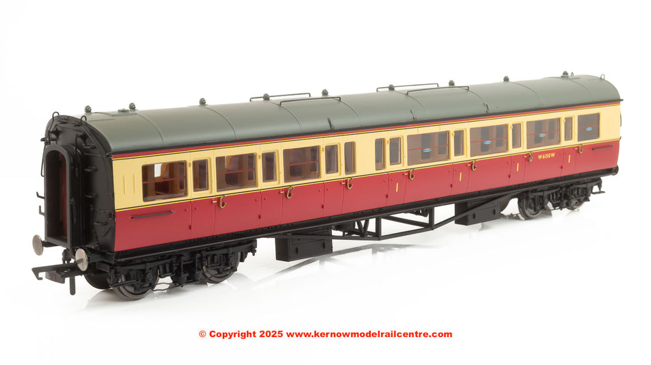 R40475 Hornby BR Collett Bow Ended Coach Corridor Comp RH