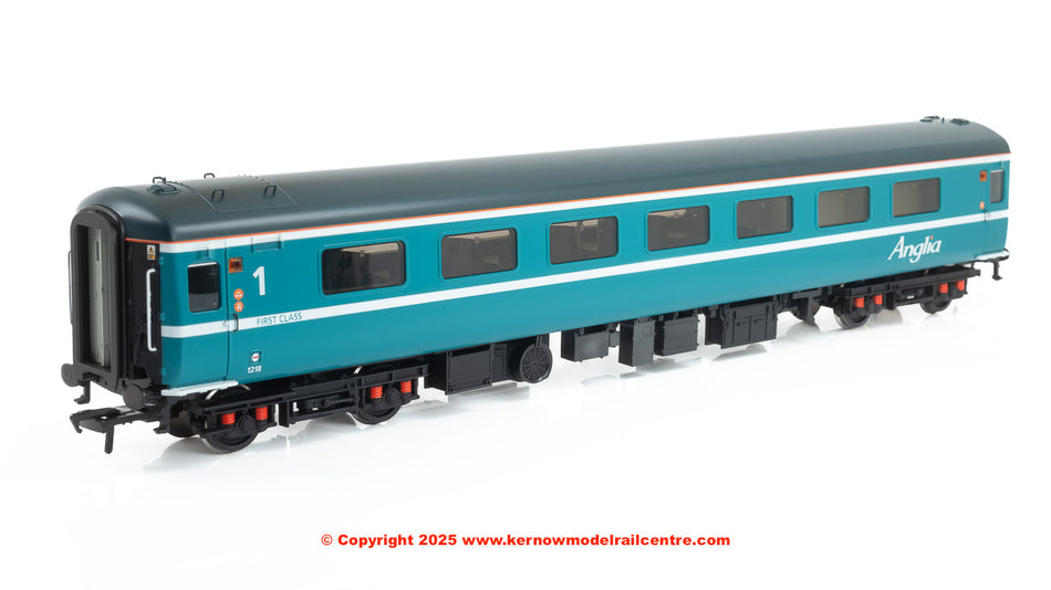 39-688 Bachmann BR Mk2F RFB Restaurant First Buffet Anglia