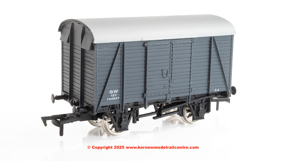 4F-021-001 Dapol Box Van number 144837 GWR Grey