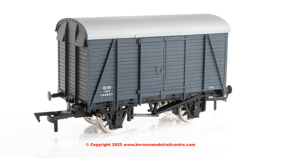 4F-021-001 Dapol Box Van number 144837 GWR Grey