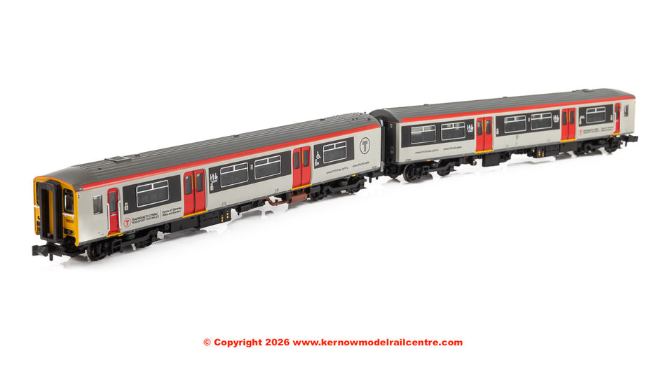 371-339SF Graham Farish Class 150/2 2-Car DMU 150213 Transport f