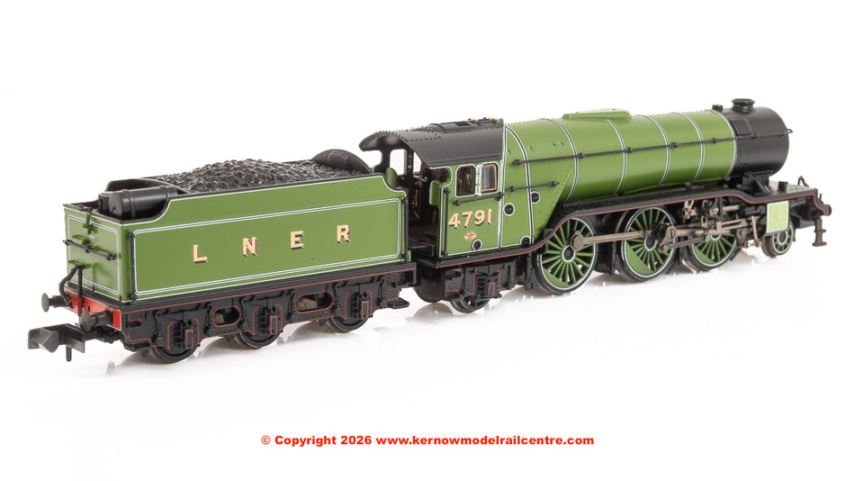 372-610 Graham Farish LNER V2 4791 LNER Lined Green (Original)