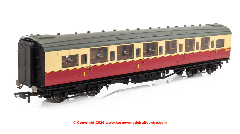R40462 Hornby BR Maunsell Composite class S5669S Set 226