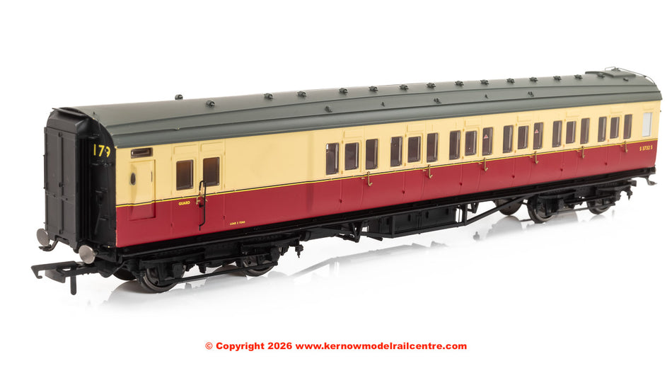 R40463B Hornby BR Maunsell Brake Third class S3732 Set 179