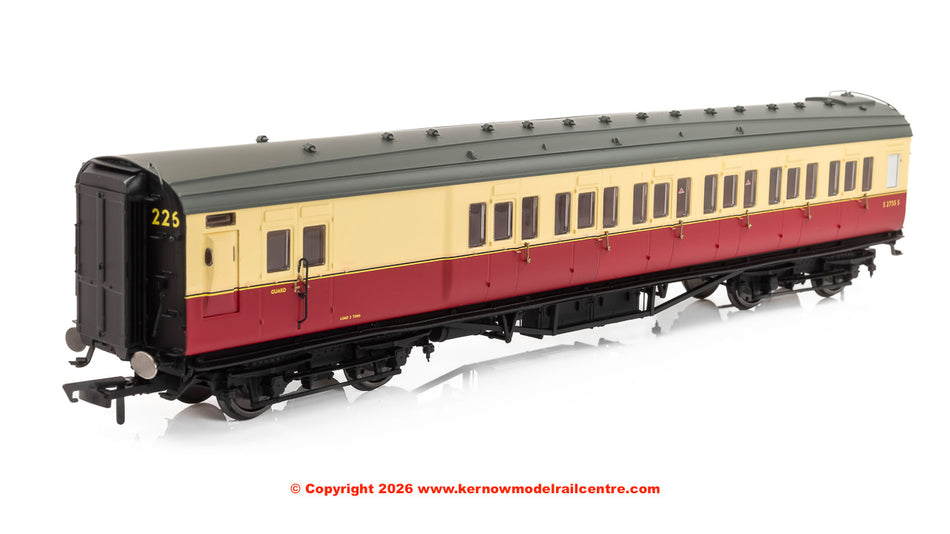 R40463 Hornby BR Maunsell Brake Third class S3755S Set 226