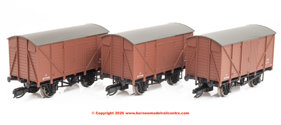 TT6044 Hornby BR Vent Van Triple Pack B777345-346-347