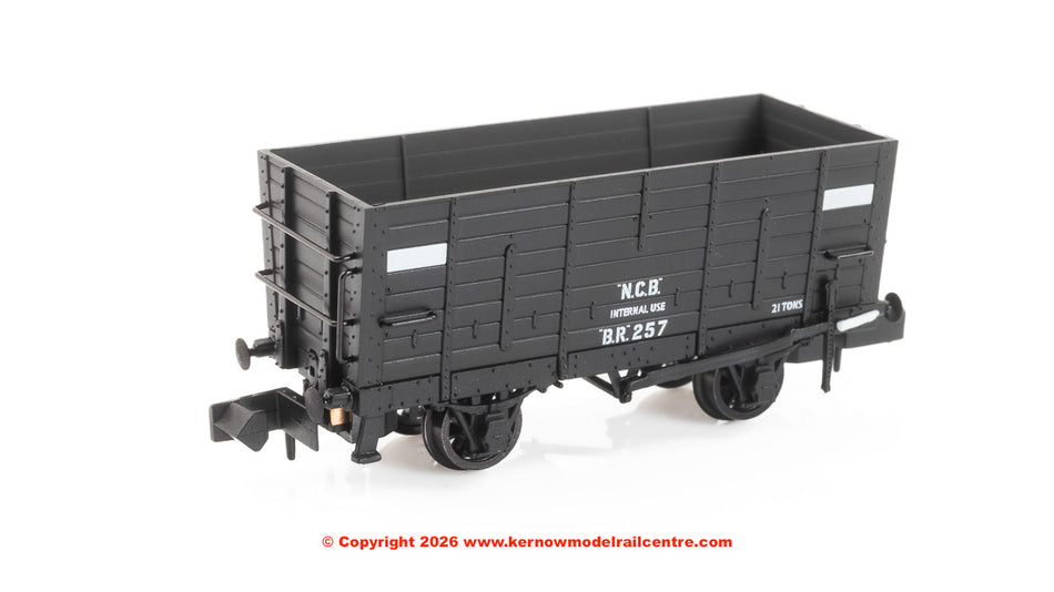 373-378 Graham Farish NER P7 Coal Hopper NCB Black