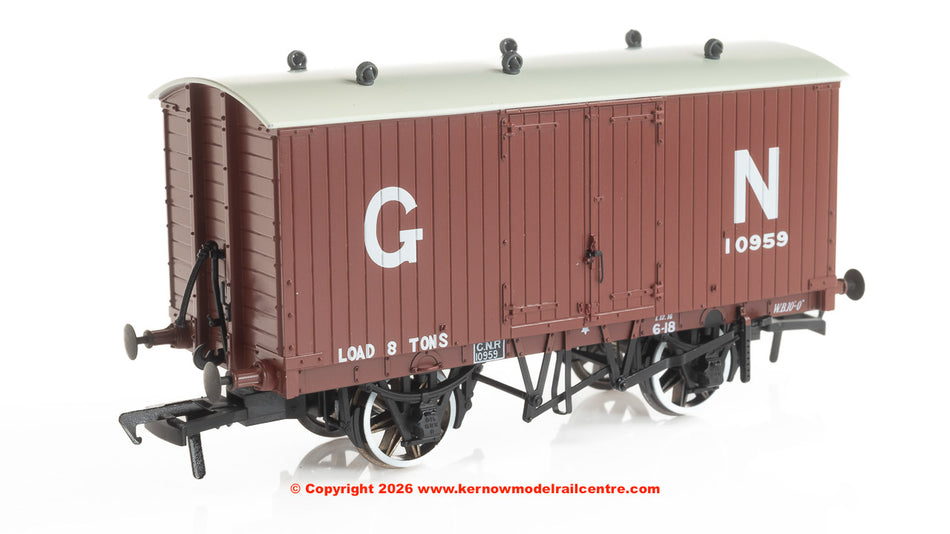 930001 Rapido GNR 8 Ton Van - GN Livery No.10959