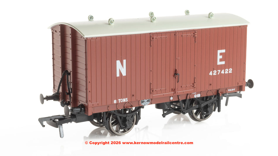 930007 Rapido GNR 8 Ton Van - NE (Large Letters) No.427422