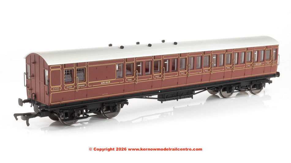 E86025 EFE Rail 54ft non-Corridor Brake Third LBSCR Raw Umber