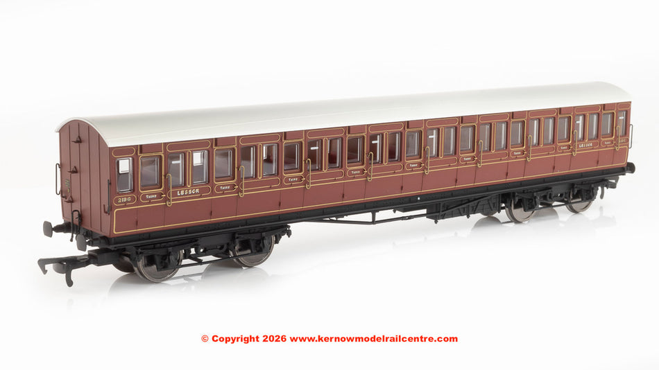 E86026 EFE Rail 54ft non-Corridor Third LBSCR Raw Umber