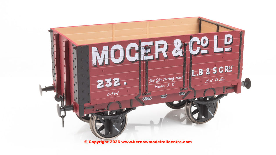 K7074 Dapol 7 Plank Open Wagon number 232 Moger & Son London