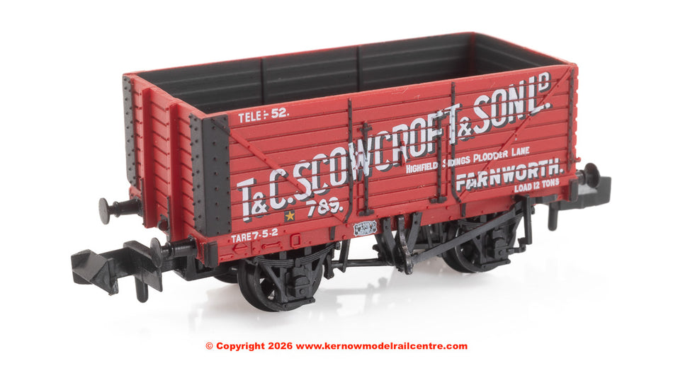 377-130 Graham Farish 8 Plank Wagon End Door 'T & C. Scowcroft &
