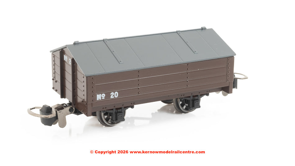 990401 Rapido Peaked Roof Van - Plain Brown No.20