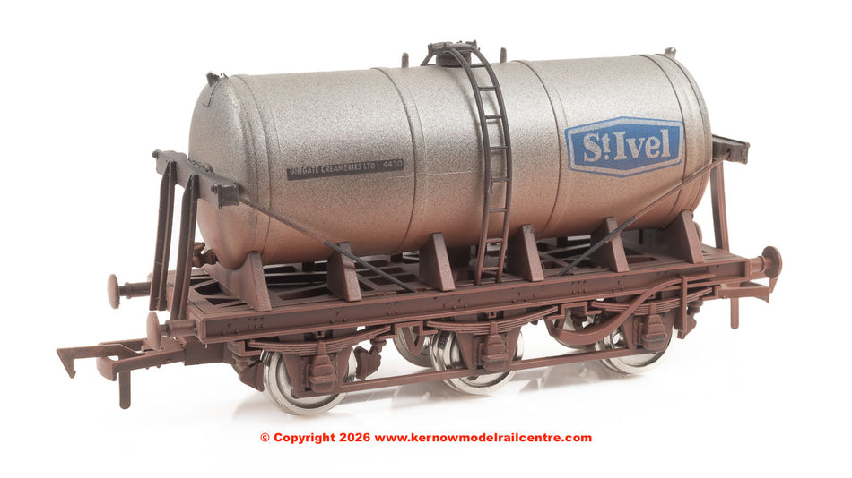4F-031-144 Dapol 6 Wheel Milk Tanker St Ivel Weathered