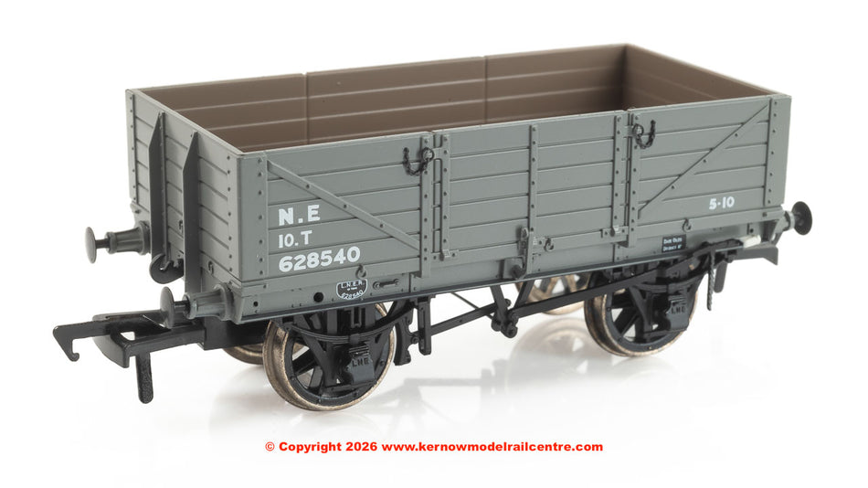 972012 Rapido GER Dia.17 5-plank - LNER (post-36) No.628540