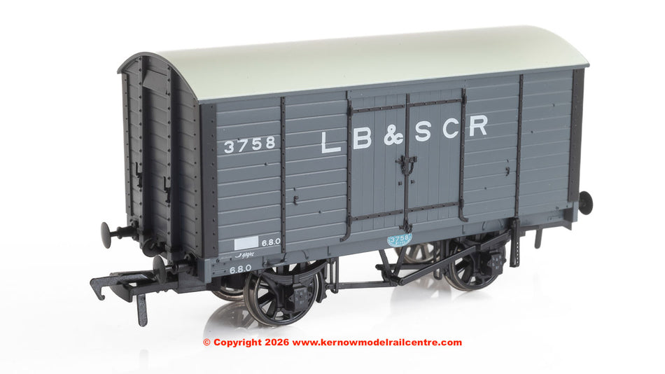 979001 Rapido LB&SCR Dia.8 Van - LB&SCR No.3758