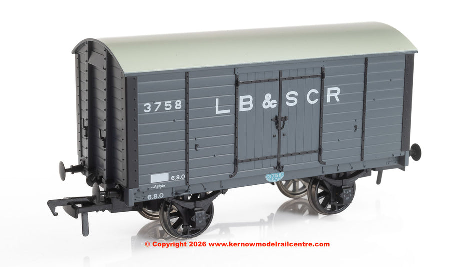 979001 Rapido LB&SCR Dia.8 Van - LB&SCR No.3758