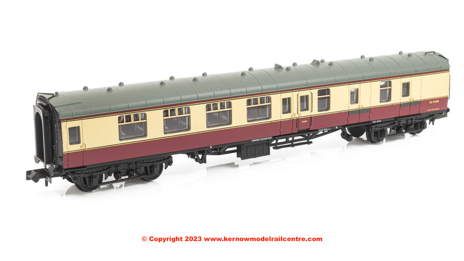 374-185D Graham Farish BR Mk1 BSK Brake Second BR Crimson Cream